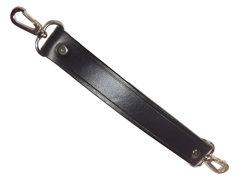 Sturdy and dependable double thick leather handle with fail safe reliable snap hooks for any luggage, case, bag or briefcase. Choice of 4 colors