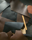 Collection of leather pieces in 3 colors 